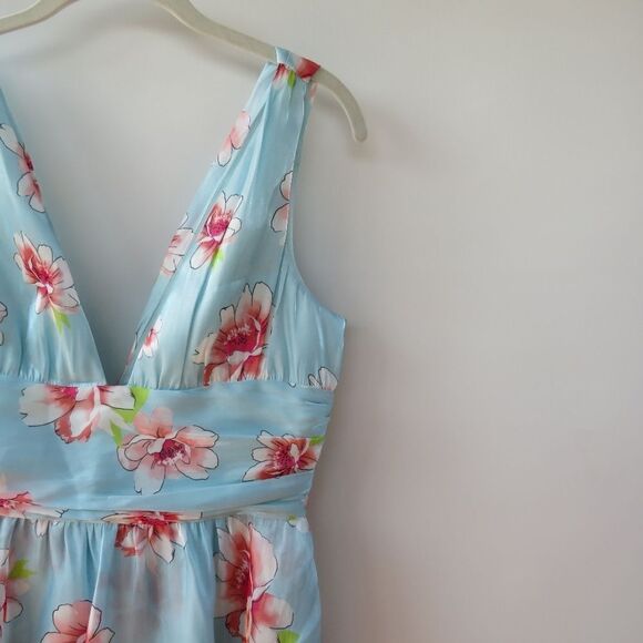 Majorelle Dress Womens Small Dora Blue Floral Surplice Neckline Lightweight - Picture 9 of 13